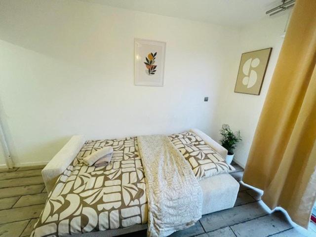 Appartement Le De Thea - Private Parking - 2 Guests